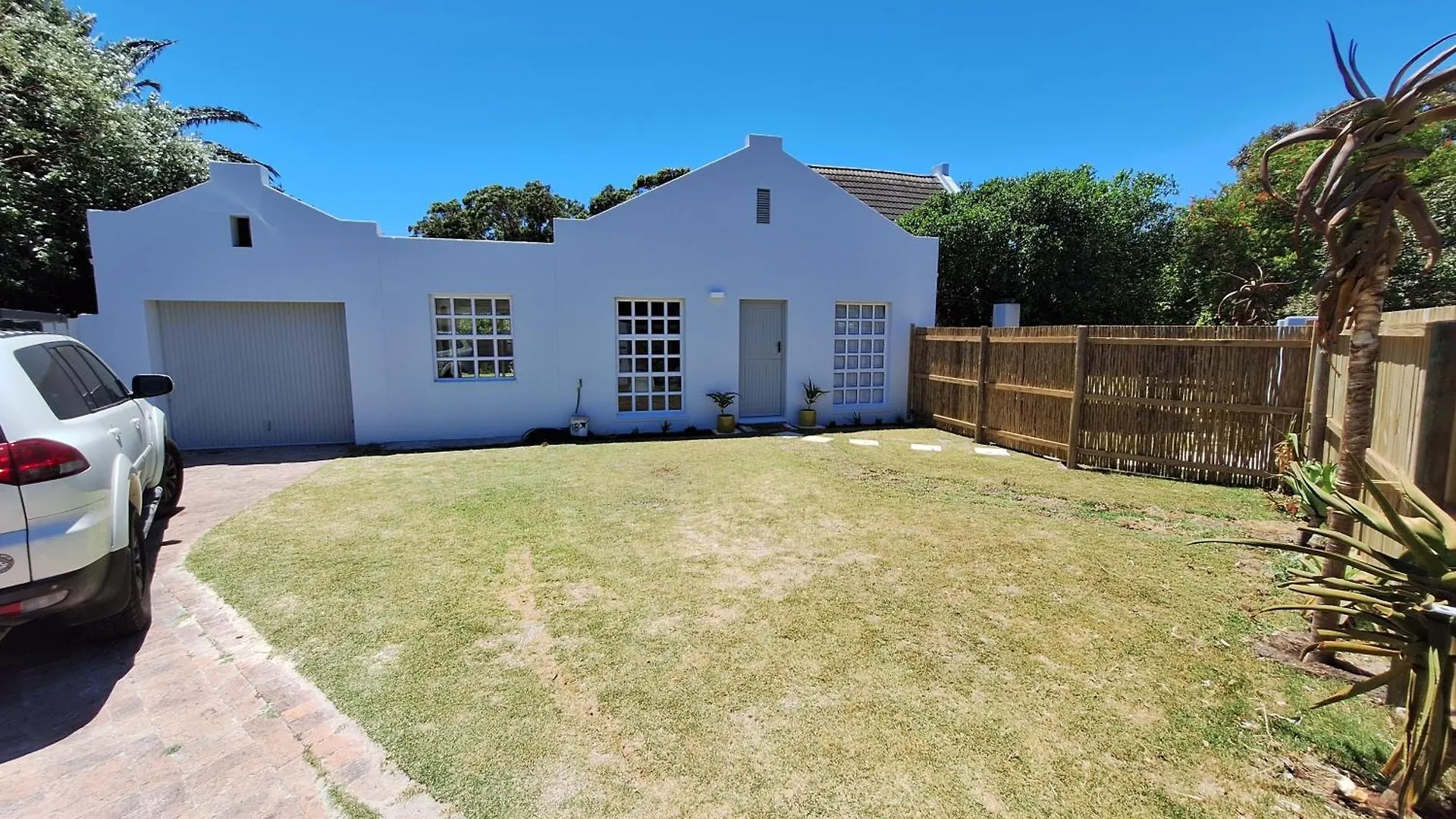 4 Periwinkle Place Kommetjie